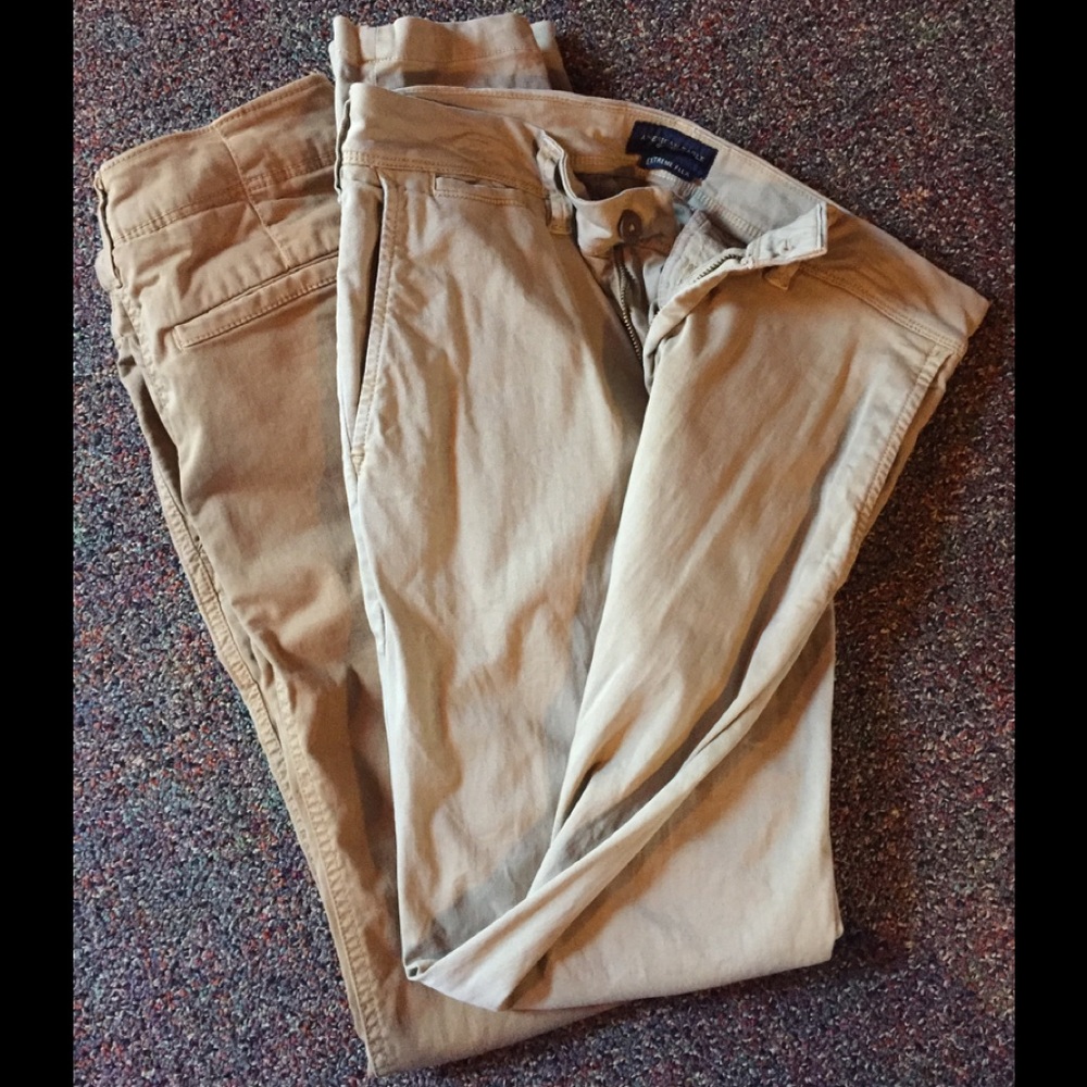 Men's American Eagle Khaki's 2 pair